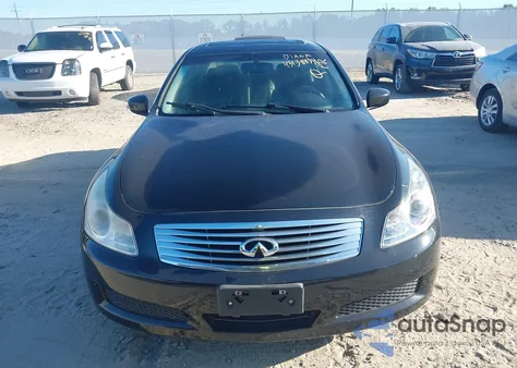 2009 Infiniti G37X z USA, uszkodzony, nr VIN JNKCV61F79M350248